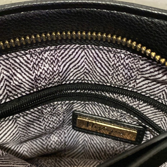 Miztique small crossbody handbag in black NWT - Picture 5 of 7